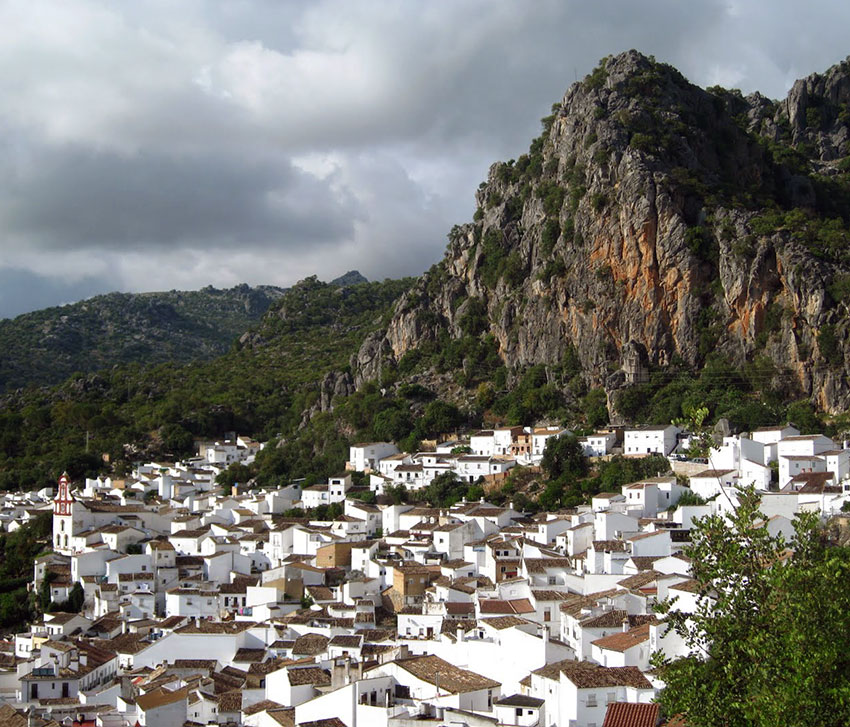 Parque Natural de la Sierra de Grazalema - Descubre los Territorios Corcheros